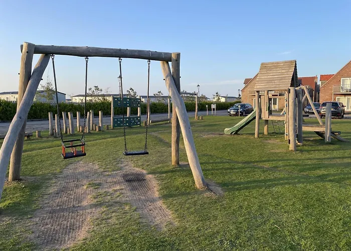 Pastures View - Part Of The The Bay Village With Pool, Gym And Direct Access, Pub, Restaurant, Tennis And Meadows Walks