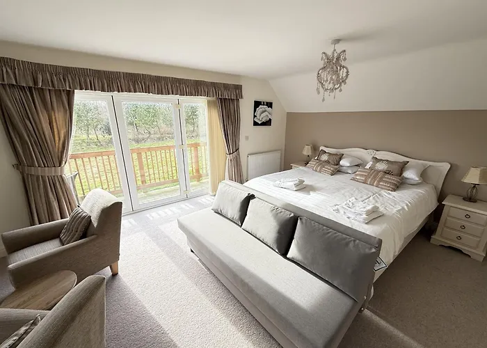 Pastures View - Part Of The The Bay Village With Pool, Gym And Direct Access, Pub, Restaurant, Tennis And Meadows Walks *