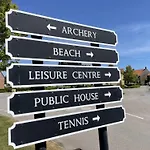 Pastures View - Part Of The The Bay Village With Pool, Gym And Direct Access, Pub, Restaurant, Tennis And Meadows Walks Filey