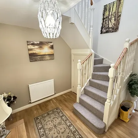 Pastures View - Part Of The The Bay Village With Pool, Gym And Direct Access, Pub, Restaurant, Tennis And Meadows Walks Filey