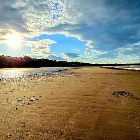 Tatil Evi Pastures View - Part Of The The Bay Village With Pool, Gym And Direct Access, Pub, Restaurant, Tennis And Meadows Walks